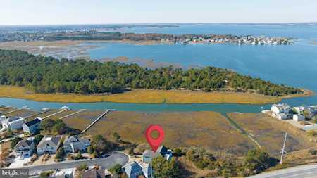 303 Le Pointe Dr Bethany Beach, DE 19930