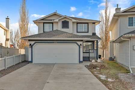 312 SE Mt Selkirk Close Calgary, AB T2Z2P7