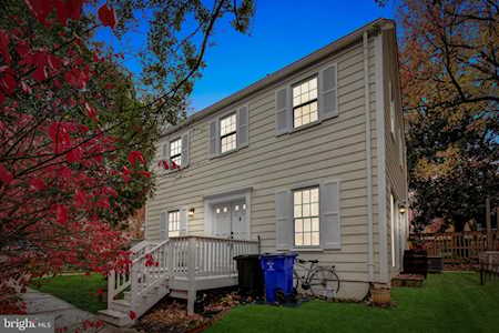 8911 Blade Green Ln Columbia, MD 21045