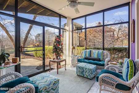 5620 Timber Creek Ct Prospect, KY 40059