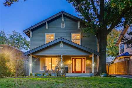 828 Elsbeth Street Dallas, TX 75208