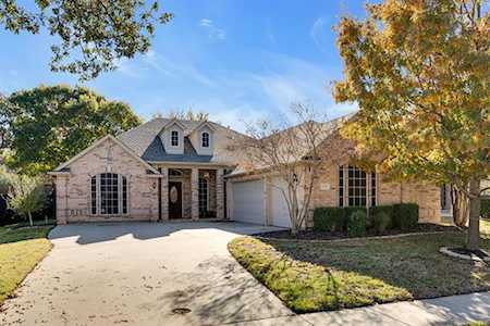 2104 Oakcrest Court Corinth, TX 76210