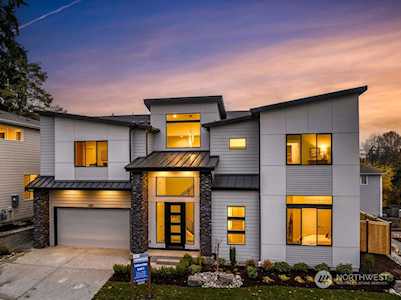 6841 NE 153rd Place Kenmore, WA 98028