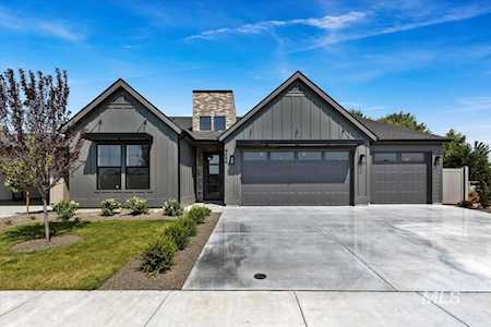 9484 W Perch St Garden City, ID 83714-5224