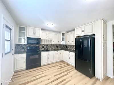 12828 N 113th Ave #8 Youngtown, AZ 85363