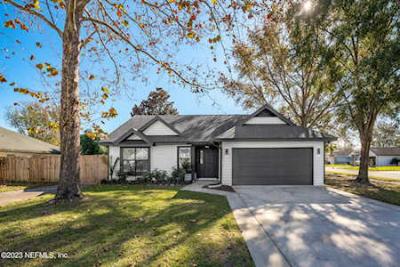 12760 Autumn Springs CT N Jacksonville, FL 32225