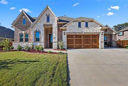 2204 Simpson Lane Mansfield, TX 76063