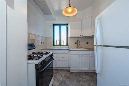 1314 Virginia Ave #7I Bronx, NY 10462