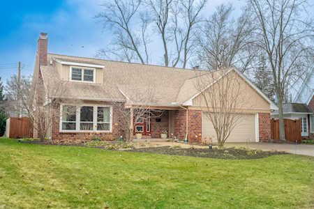 2812 Oakwood Dr SE East Grand Rapids, MI 49506