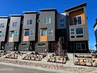 6699 Purple Poppy Ln Park City, UT 84098
