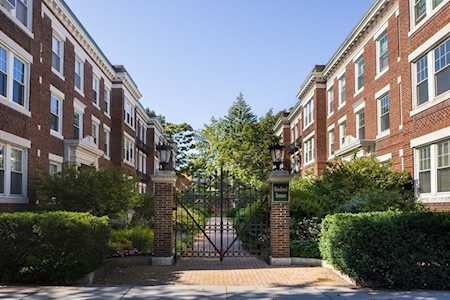 4 Bradford Terrace #4 Brookline, MA 02446