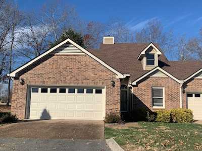 1 Chadsworth Pl Tullahoma, TN 37388