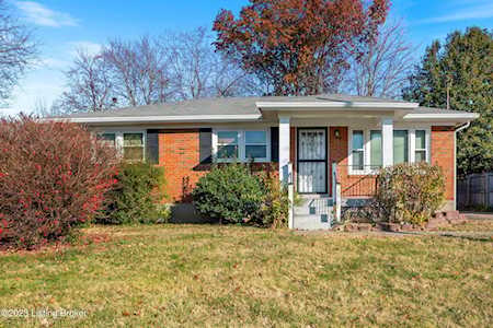 3511 Pinecroft Dr Louisville, KY 40219