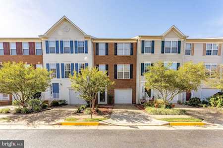 8442 Hallie Rose St Alexandria, VA 22309
