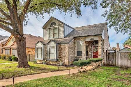 2018 Feather Lane Lewisville, TX 75077
