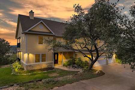 4303 Bob Wire RD Spicewood, TX 78669