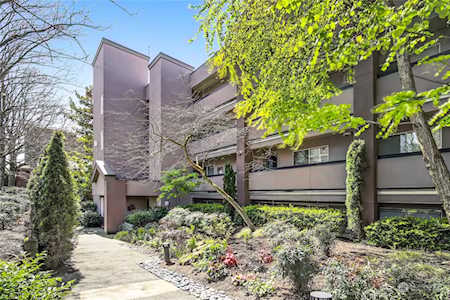 2611 Eastlake Ave E #102 Seattle, WA 98102