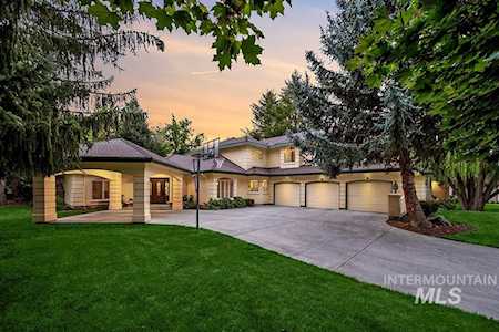1303 E Brightwater Ln Boise, ID 83706