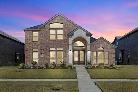 1052 Putnam Drive Frisco, TX 75036