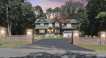 8 Washington Avenue East Brunswick, NJ 08816