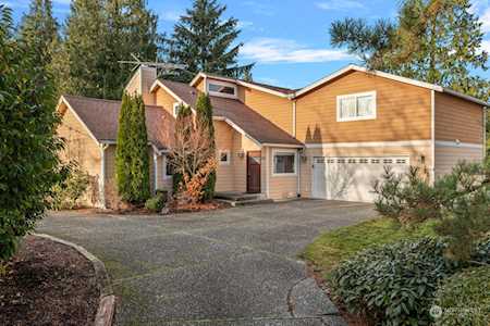 3307 168th St SE Bothell, WA 98012