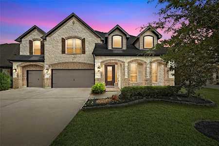 18702 Hardy Trace Dr Tomball, TX 77377