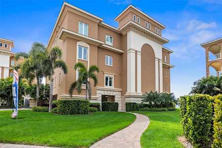 44 Bayview Ct S #A St. Petersburg, FL 33711