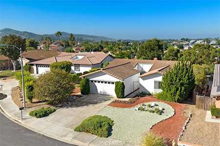1425 San Carlos Place Escondido, CA 92026