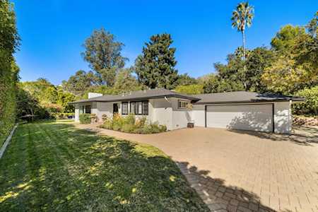 845 Woodland Dr Santa Barbara, CA 93108