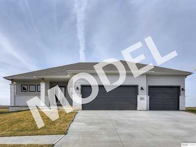 6614 S 200 Ave Omaha, NE 68135