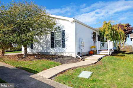 1067 Scenic View Dr Schwenksville, PA 19473
