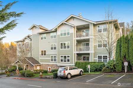 4406 Providence Point Place SE #211 Issaquah, WA 98029
