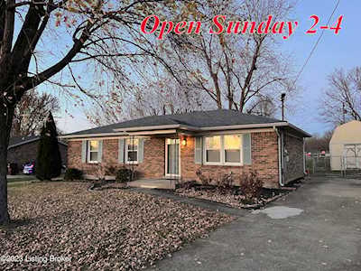 1092 Flatlick Rd Mt Washington, KY 40047