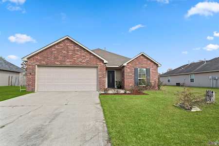 39474 Old Cornerstone Ct Prairieville, LA 70769
