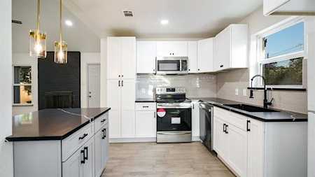 4115 April Drive Arlington, TX 76016