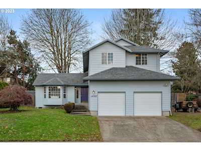 14707 SE 131st DR Clackamas, OR 97015