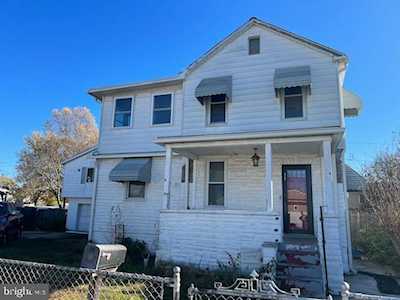 6737 Roberts Ave Dundalk, MD 21222