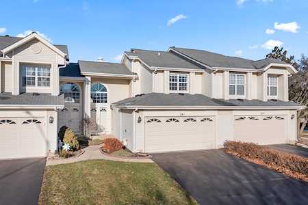 841 Dracut Ln Schaumburg, IL 60173