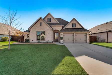 1509 Snapdragon Court Celina, TX 75078