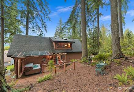53 Grand View Ln Bellingham, WA 98229