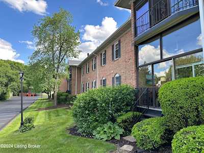 1612 Gardiner Ln #215 Louisville, KY 40205