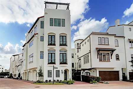 5331 Paseo Caceres Dr Houston, TX 77007