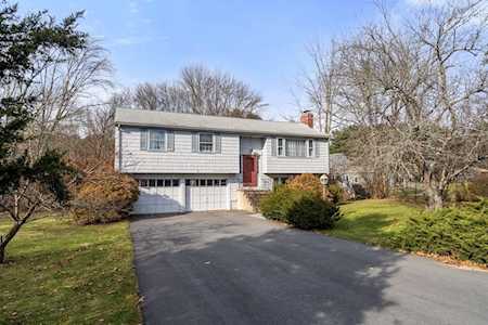 4 Bayberry Road Medfield, MA 02052