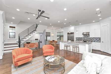 4506 Austin St Houston, TX 77004