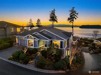 6652 Waterton Circle Mukilteo, WA 98275