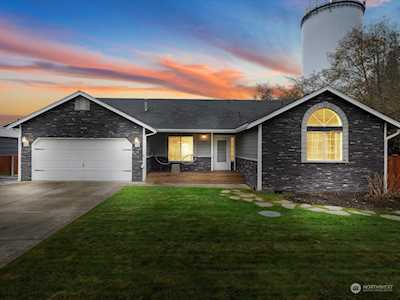 2605 159th Street Ct E Tacoma, WA 98445