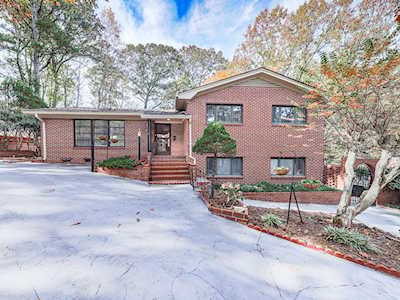 2546 Skyland Trail Brookhaven, GA 30319