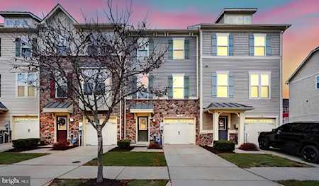 728 Apple Orchard Dr Glen Burnie, MD 21060