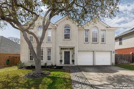 2843 Wild Cherry Schertz, TX 78154