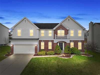 7777 Boatside Dr Dardenne Prairie, MO 63368